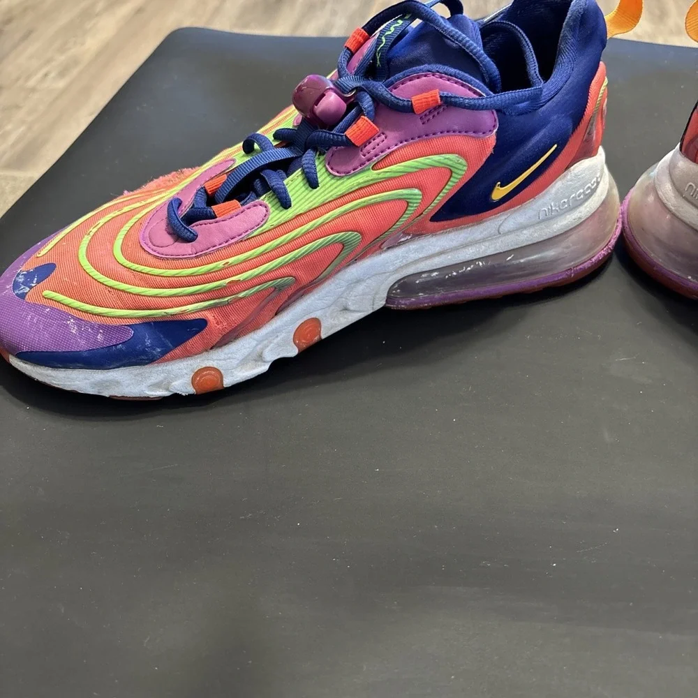 Nike Air Max 270 React ENG CD0113-600 Men's Size 10 Shoes Raspberry Ripple